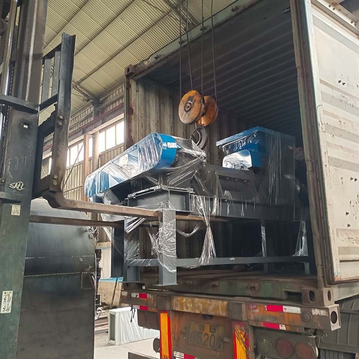 Briquette Maker Machine
